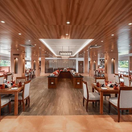 Soaltee Westend Resort Chitwan Εξωτερικό φωτογραφία