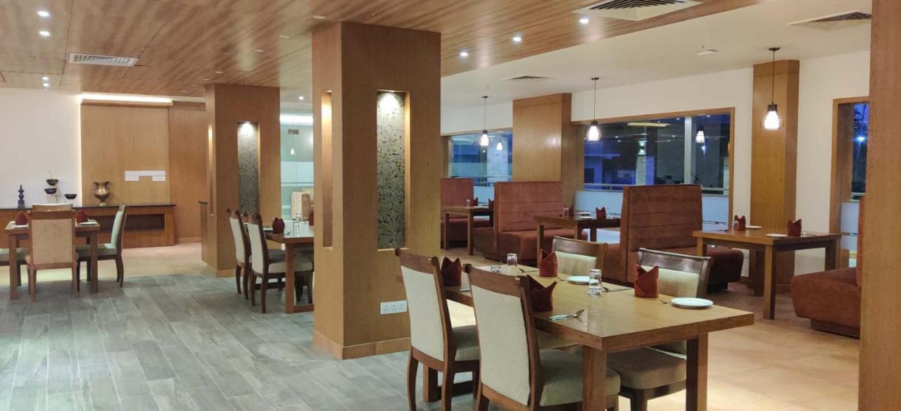 Soaltee Westend Resort Chitwan Εξωτερικό φωτογραφία