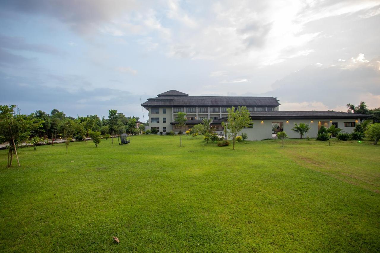 Soaltee Westend Resort Chitwan Εξωτερικό φωτογραφία
